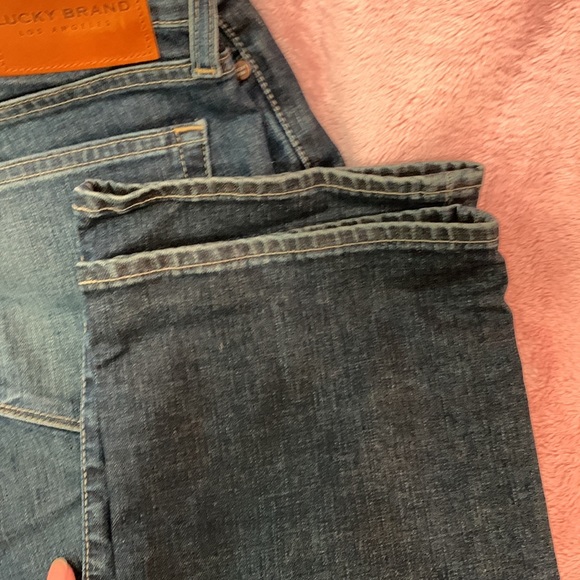 Lucky Brand Jeans - Picture 4 of 10